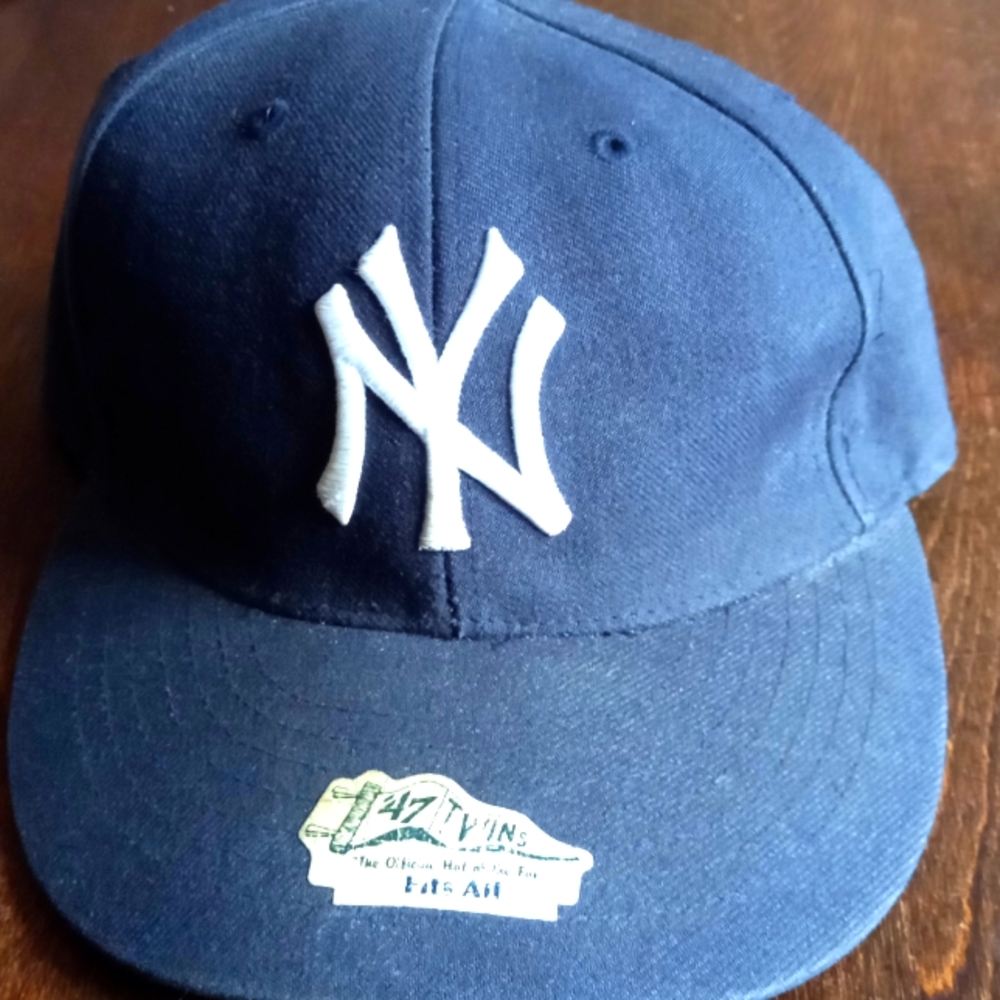 NY blue cap